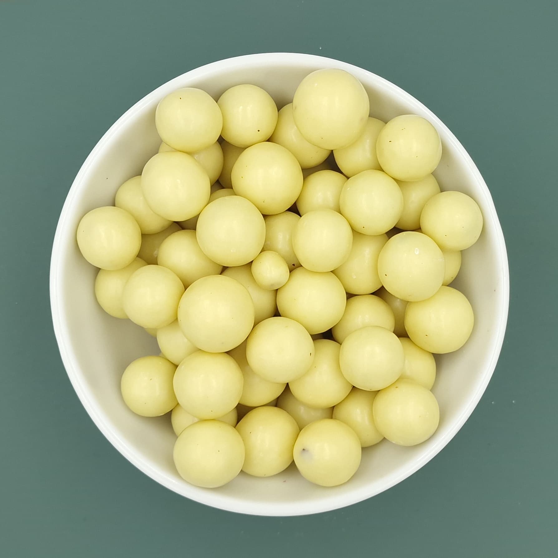 Φουντούκι με επικάλυψη γιαουρτιού